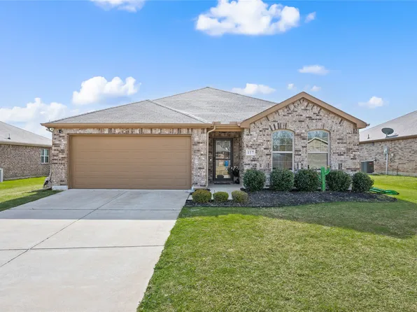 417 Highmeadow Dr, Aubrey, TX 76227