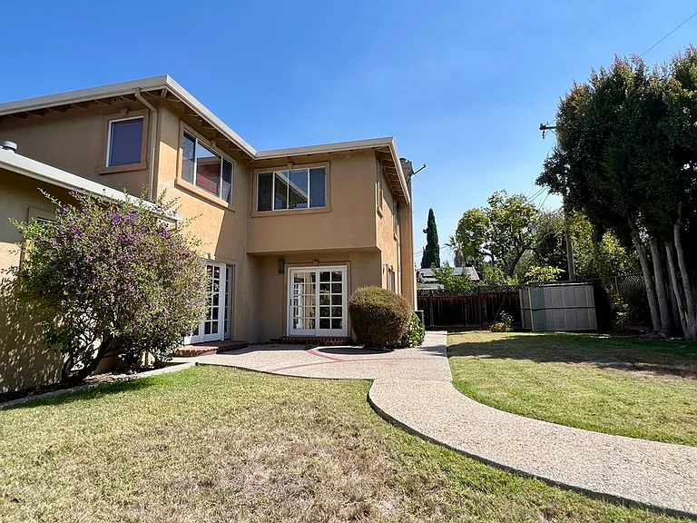 10530 Rampart Ave — Photo 25