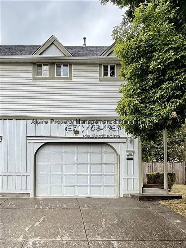 3 bed, 3.0 bath, 1916 sqft, $2,225 — Photo 1