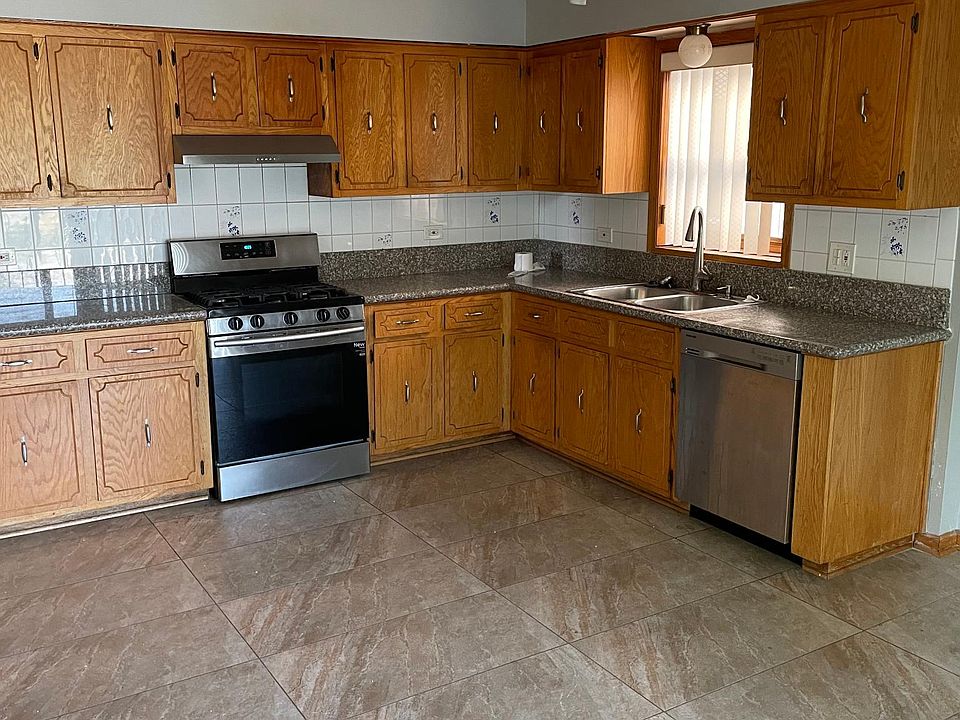 1st image of 5020 Carol St #1