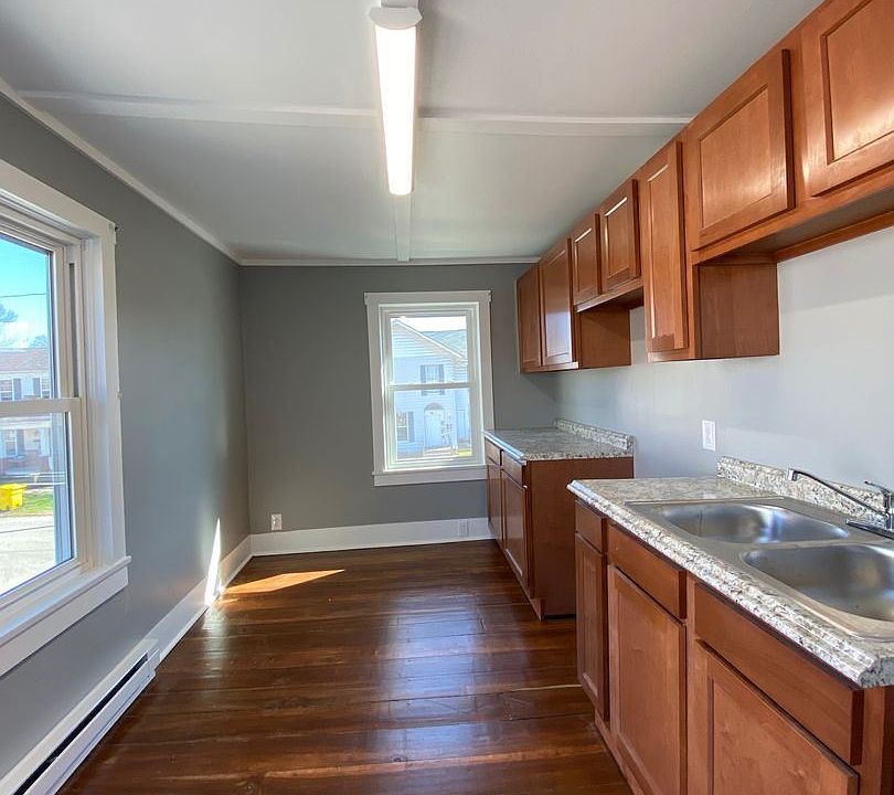 1st image of 778 E 3rd St #S25