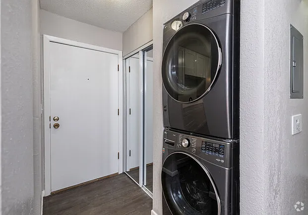 1000 7th Ave SW #213 — Photo 15