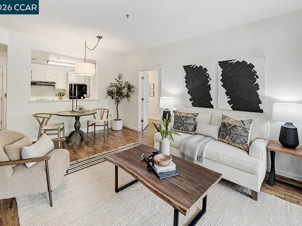 1860 Tice Creek Dr APT 1119, Walnut Creek, CA 94595