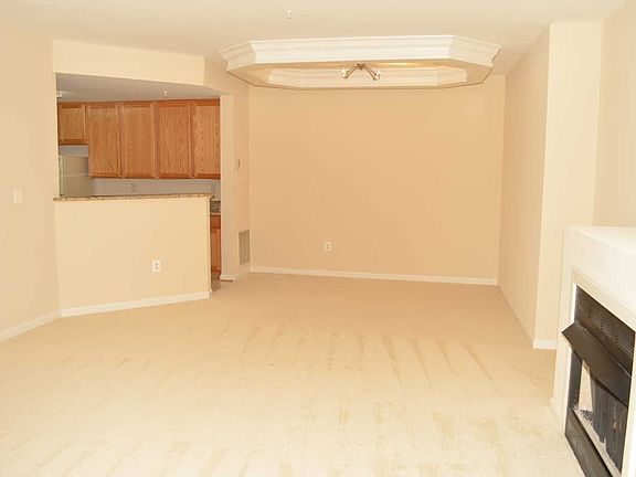Living Room / Dining Room