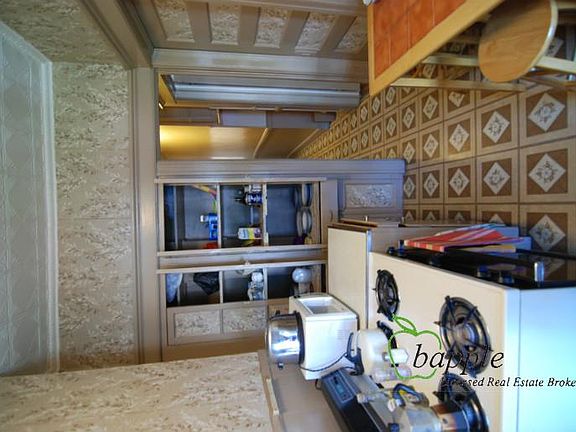 5th image of 642 54th St #0