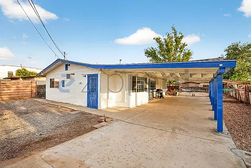 12077 Sand Ave Photo 1