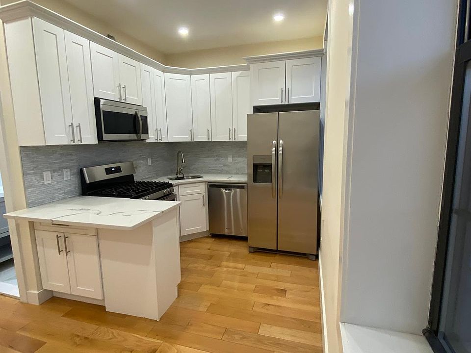 1st image of 33-17 36th Ave #2