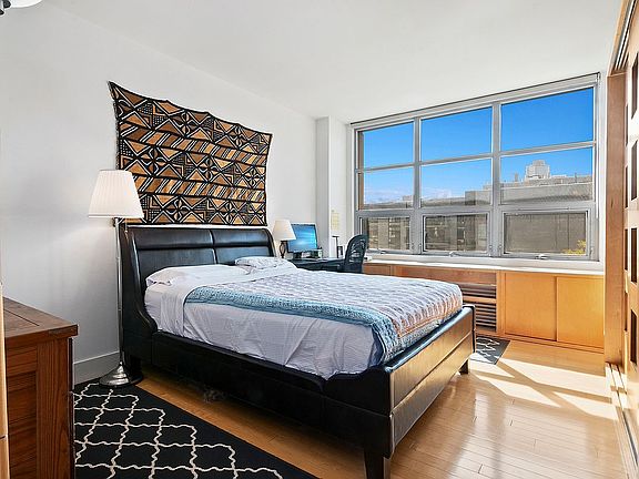 5th image of 5-09 48th Ave #4K