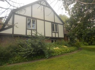 3202 Chelmsford Dr, Spring Grove, IL 60081