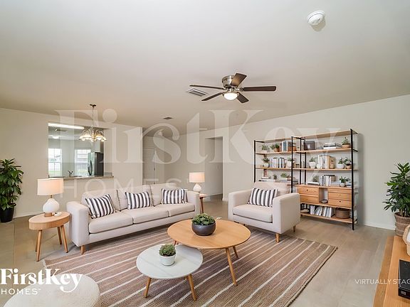 3rd image of 604 SW 6th Ave