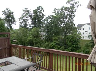 116 Lullwater Way, Falling Waters, WV 25419