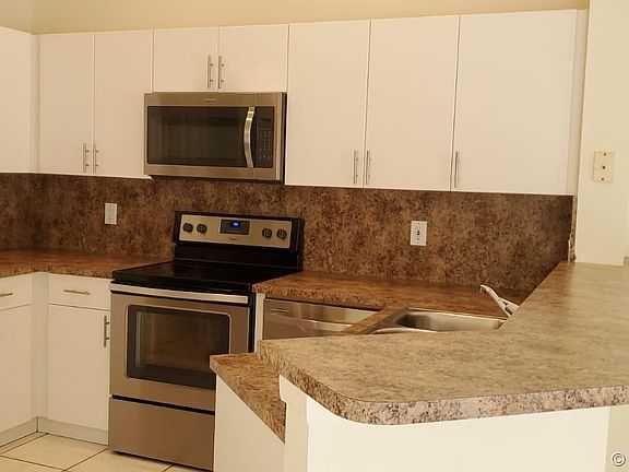 5th image of 879 San Remo Dr #879