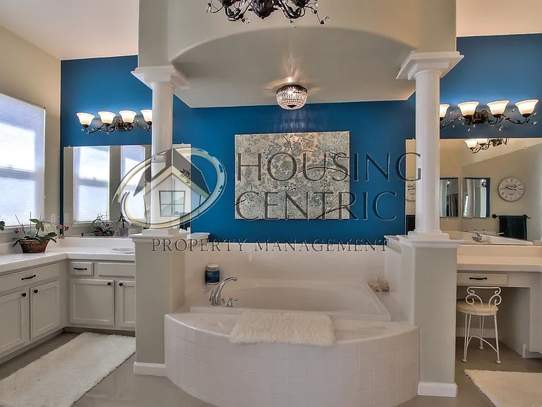 1323 Souza Dr — Photo 21