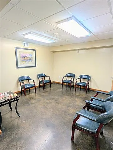 4421 Chastant St — Photo 9