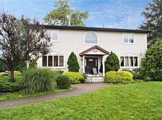 8 Westside Ave, Spring Valley, NY 10977