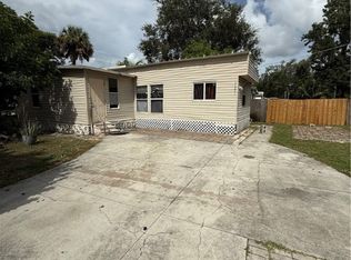 11051 Wagon Trl, Bonita Springs, FL 34135