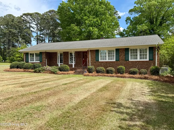 1391 Johnson Drive, Williamston, NC 27892