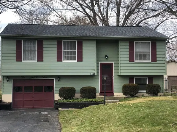 273 Atwood St, Warren, OH 44483