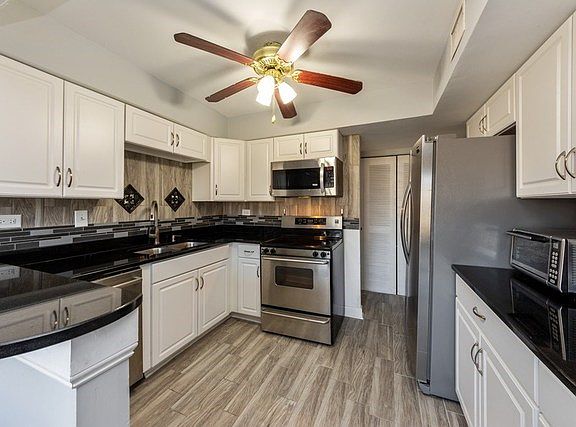 3rd image of 706 Newton Ct #706