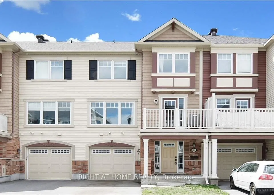 128 Grenadine St