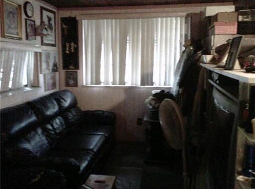 3rd image of 1406 NW 1st Ave