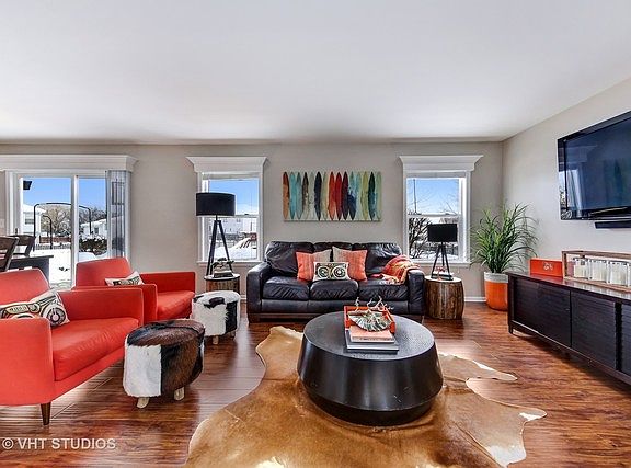 3rd image of 1802 Pebble Beach Dr
