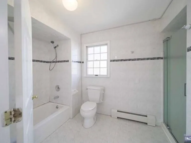 830 Elizabeth St #2 — Photo 10