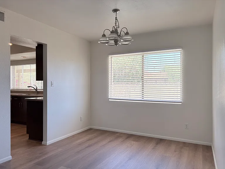 2715 S Cottonwood — Photo 14