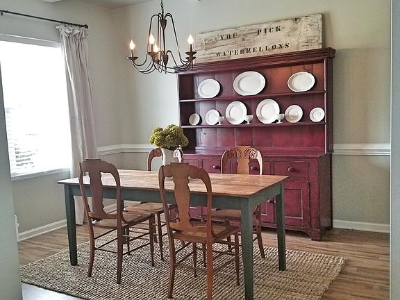 Dining room with coffered ceiling.