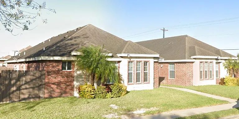 1607 E Coyote St — Photo 1