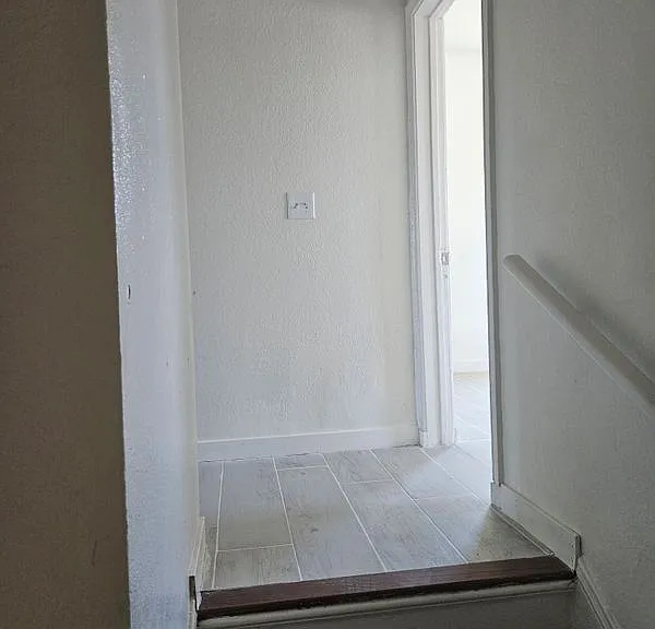 7110 Somerset Blvd #5 — Photo 12