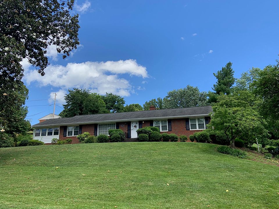 1227 Crutchfield St, Hollins, VA 24019 Zillow
