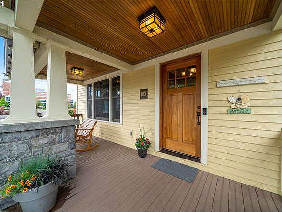 3rd image of 183 SE 7th Ave