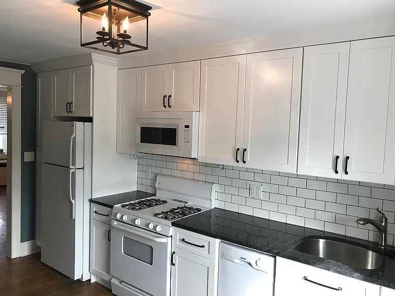 3882 Terrace St #3 — Photo 3