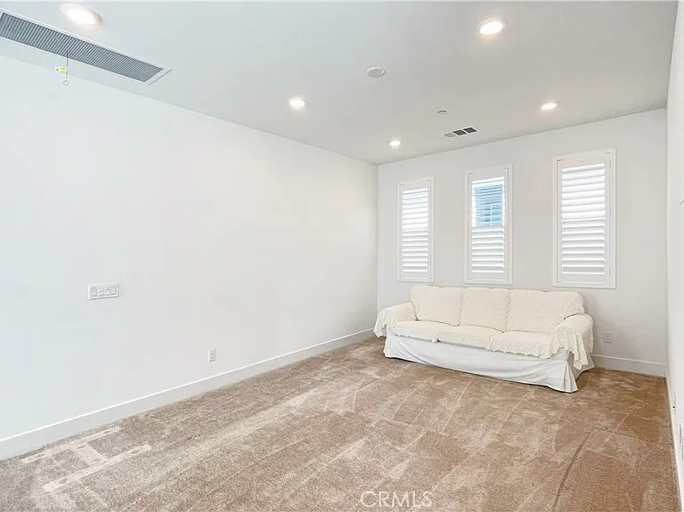 202 Zawn — Photo 20