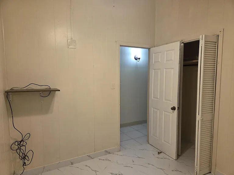 195 Lindberg Bay Est — Photo 14
