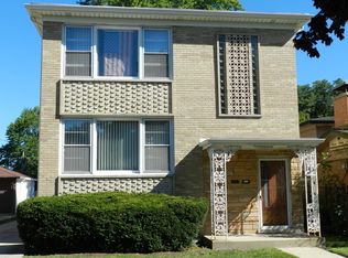 2204 Oakton St, Park Ridge, IL 60068