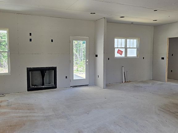 4th image of 98 Freedom Ridge Dr