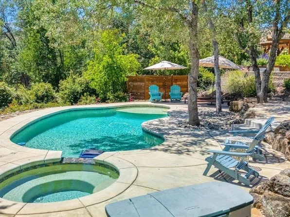 119 Hawkridge Ct, Copperopolis, CA 95228