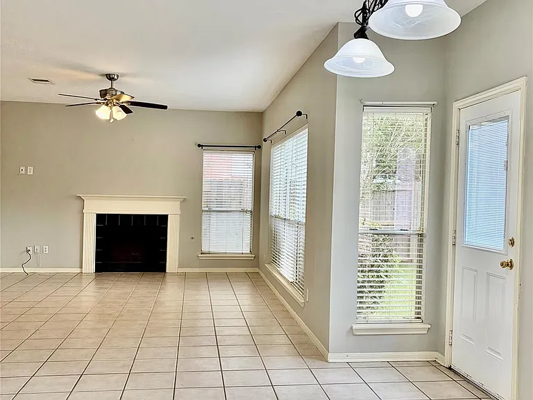 4742 Stoney Point Ct — Photo 12