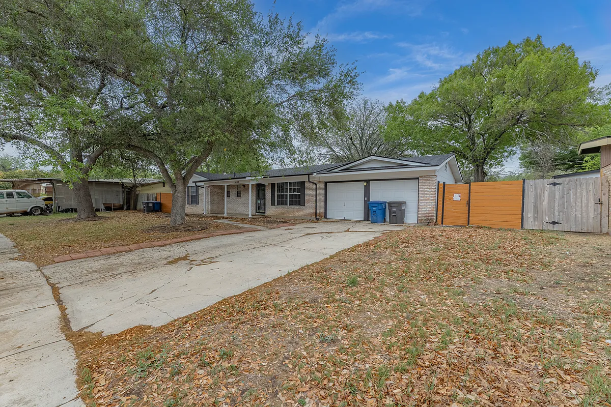 Building Photo - 4526 Lyceum Dr