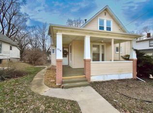 914 W Olive St, Bloomington, IL 61701