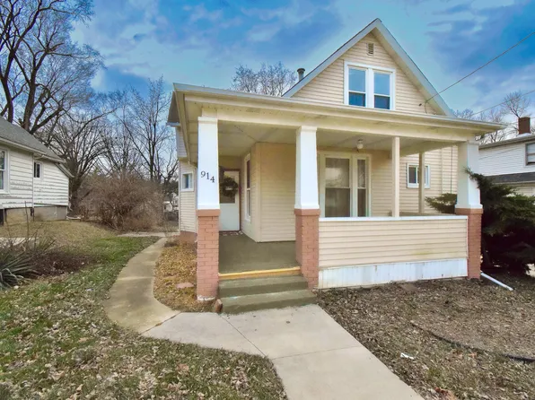 914 W Olive St, Bloomington, IL 61701