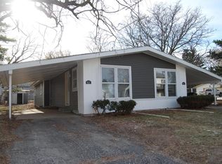 621 State St #623, Adell, WI 53001