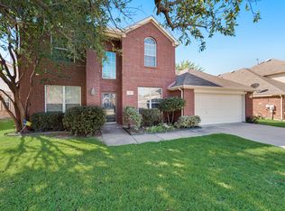 110 Millington Trl, Mansfield, TX 76063