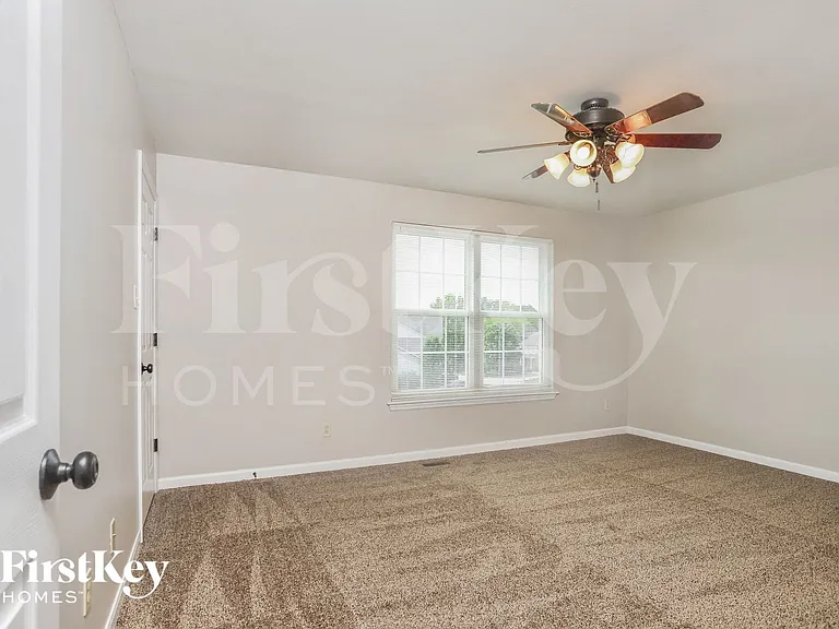 7796 Boatside Dr — Photo 11