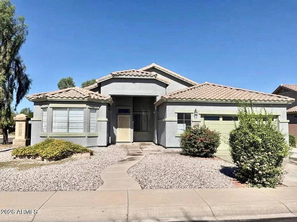 3434 E San Pedro Ave