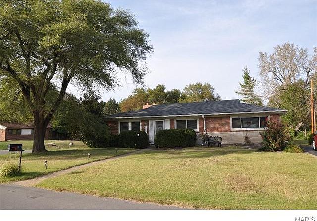 2nd image of 8459 Louwen Dr
