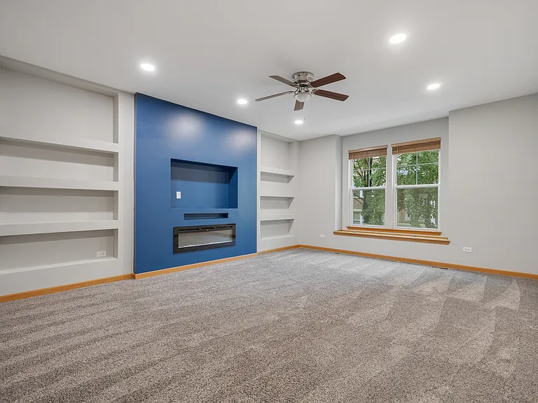5568 Cambridge Way — Photo 4