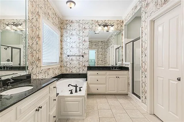 19466 Kelly Wood Ct — Photo 8